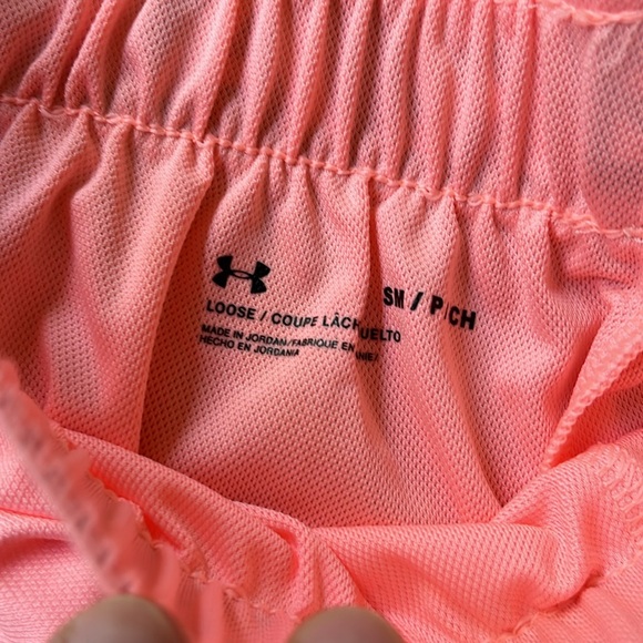 NWOT hot pink Under Armour shorts size small 🌸🩷 - Picture 2 of 4